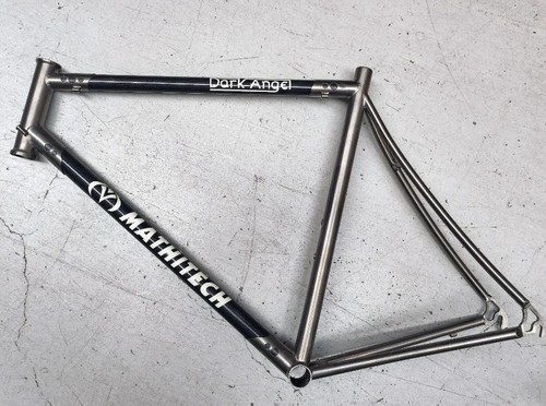 Mathitech dark angel - dark, carbon